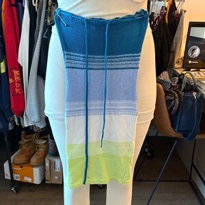 PrettyLittleThing Strapless Dress in Blue and Yellow